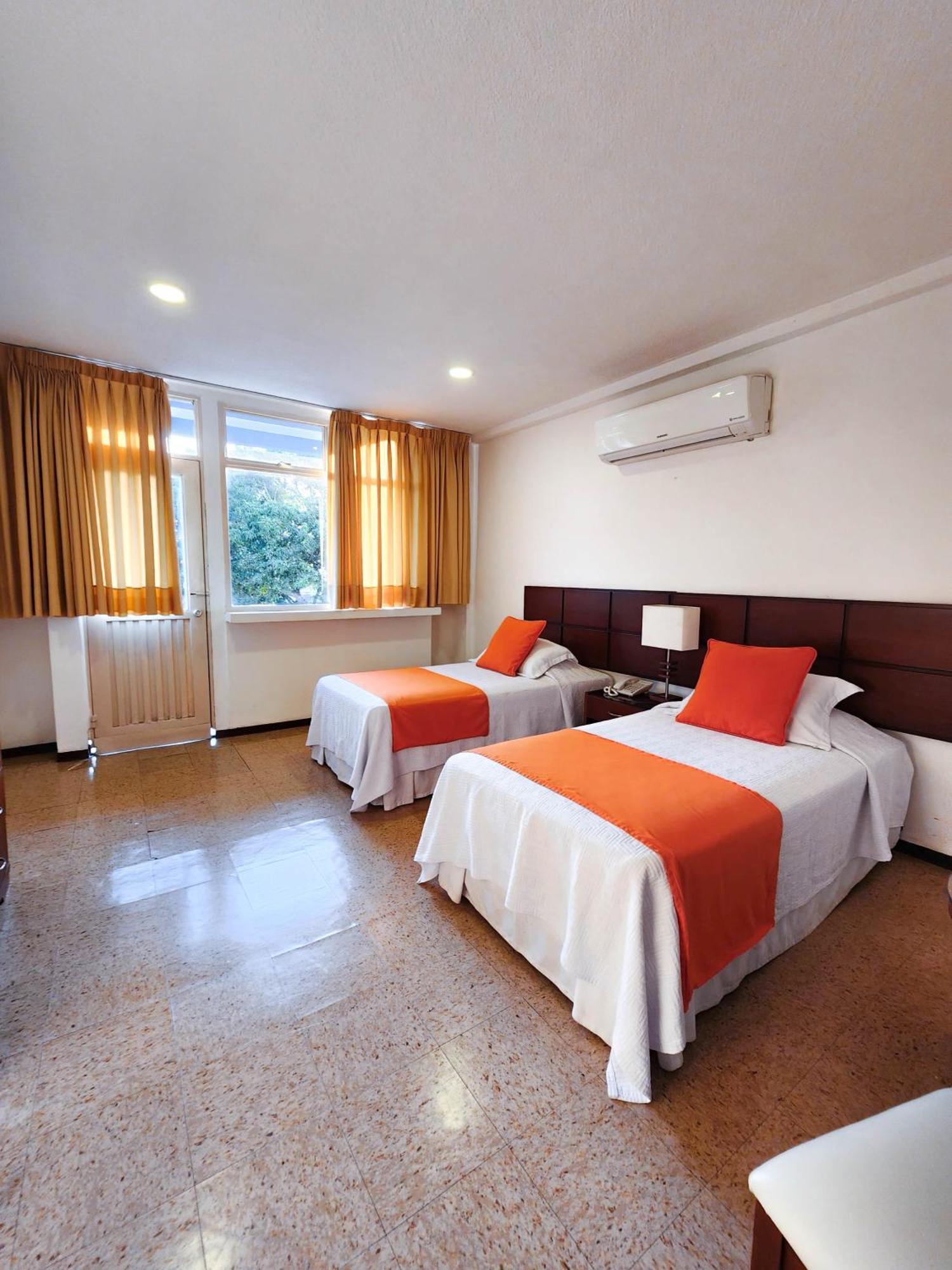 Hotel Anaconda Leticia Buitenkant foto