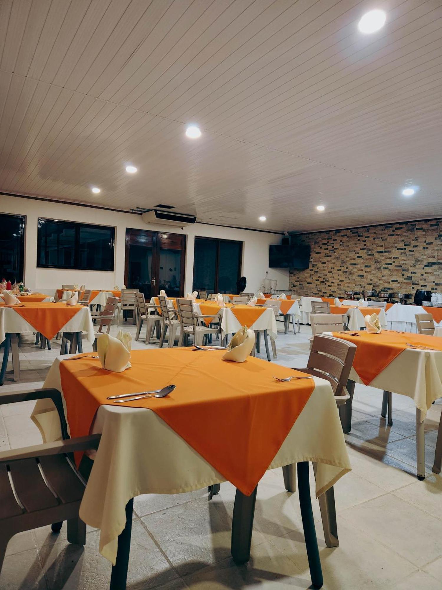 Hotel Anaconda Leticia Buitenkant foto