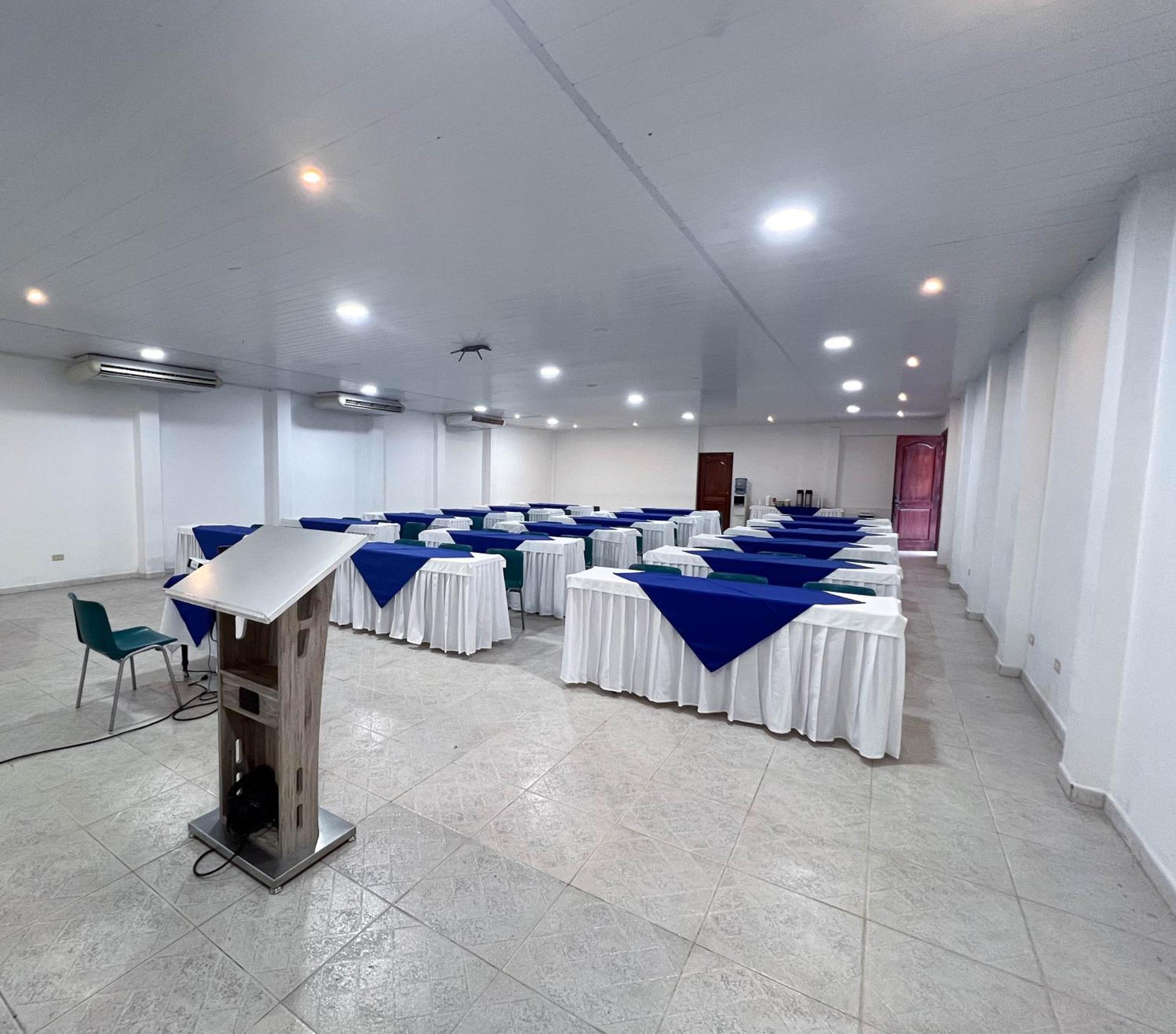 Hotel Anaconda Leticia Buitenkant foto
